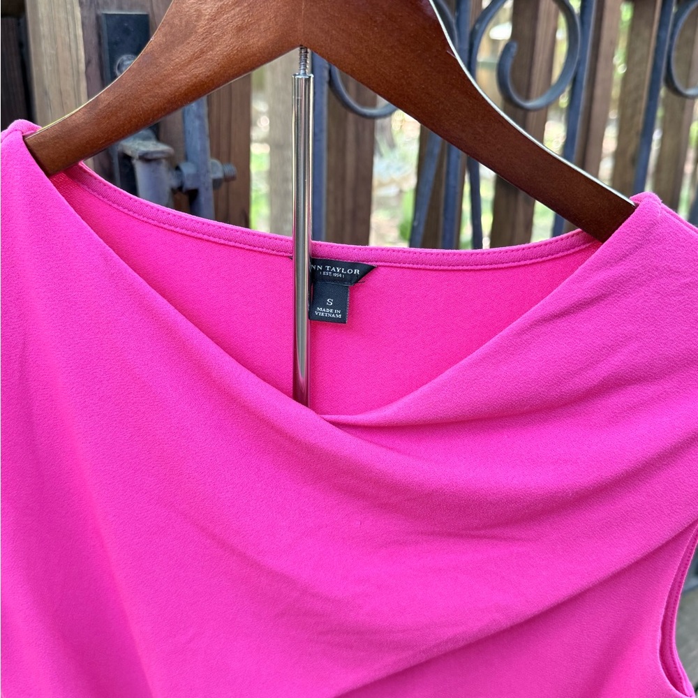 Ann Taylor Hot Pink Sleeveless Draped Neck Shell - Picture 3 of 7